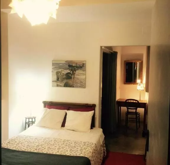 هاستل Barrio Boutik Hostal Long Stays