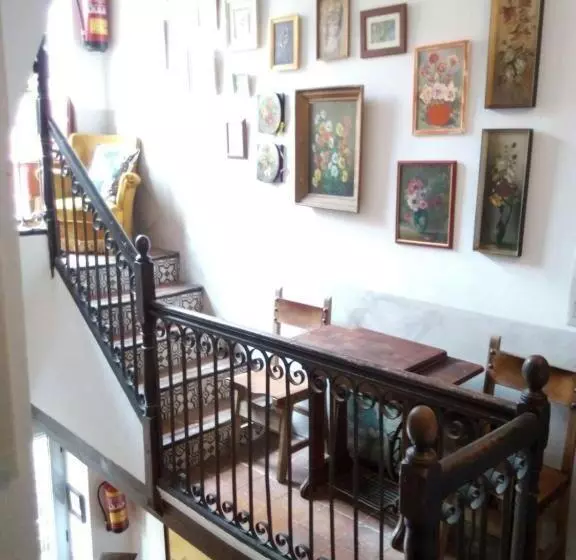 هاستل Barrio Boutik Hostal Long Stays