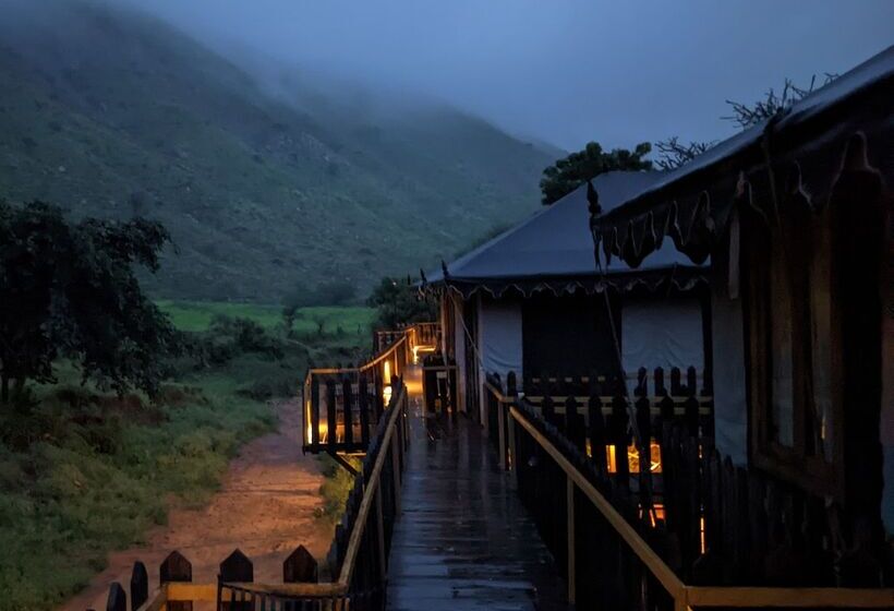 Foothill Pushkar Resort