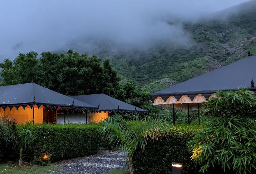 Foothill Pushkar Resort