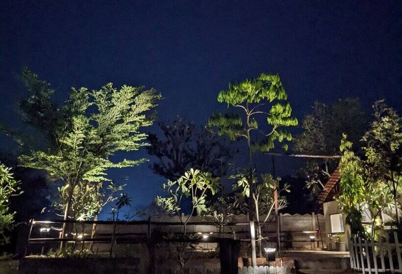 Foothill Pushkar Resort