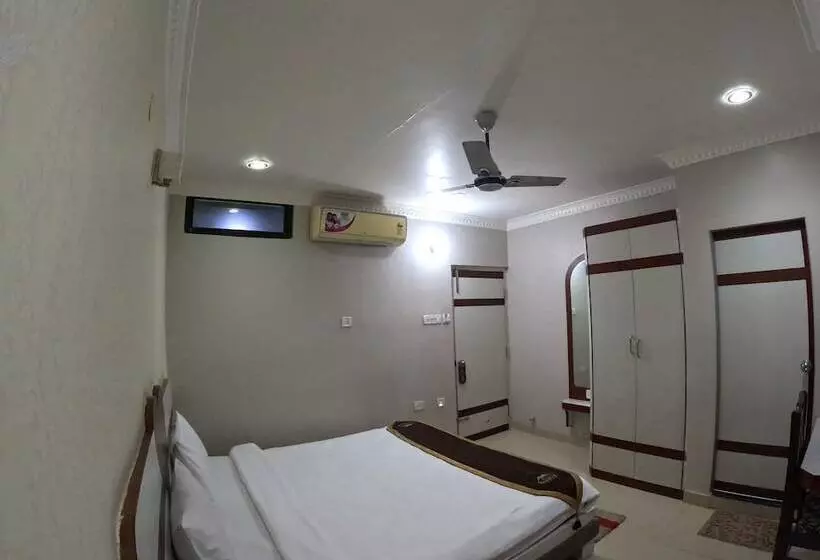 Hotel Corporate Inn