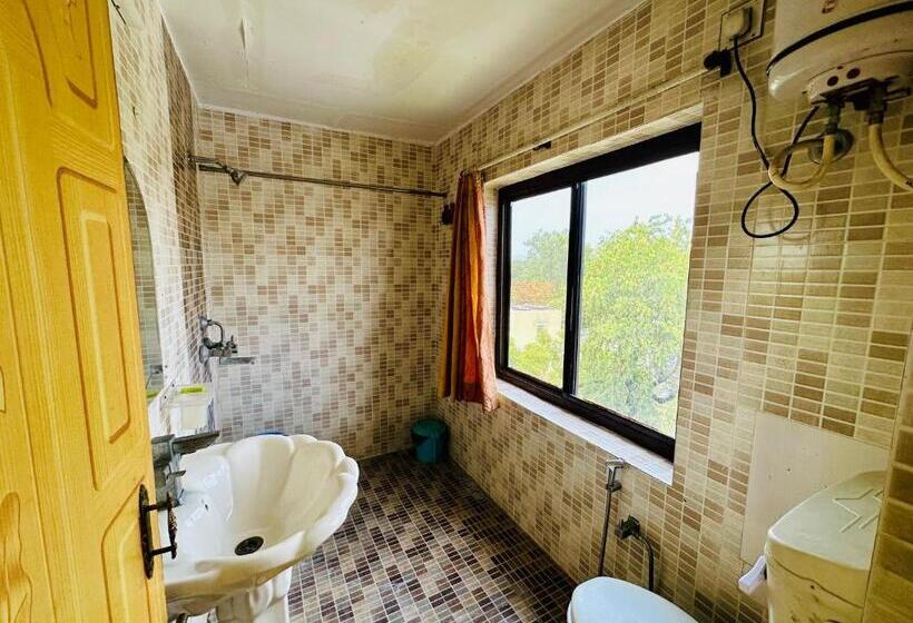 Hotelli Empire Palace