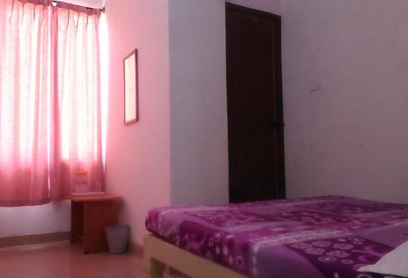 Hotell Spot On 74228 Galaxy Comforts