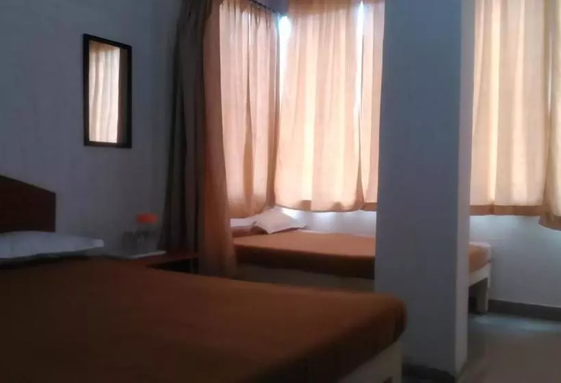 Hotelli Spot On 74228 Galaxy Comforts