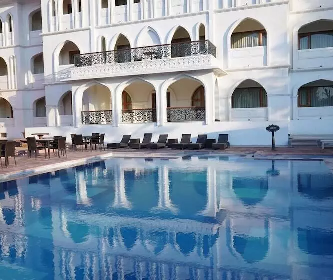 هتل Maharaja Ganga Mahal