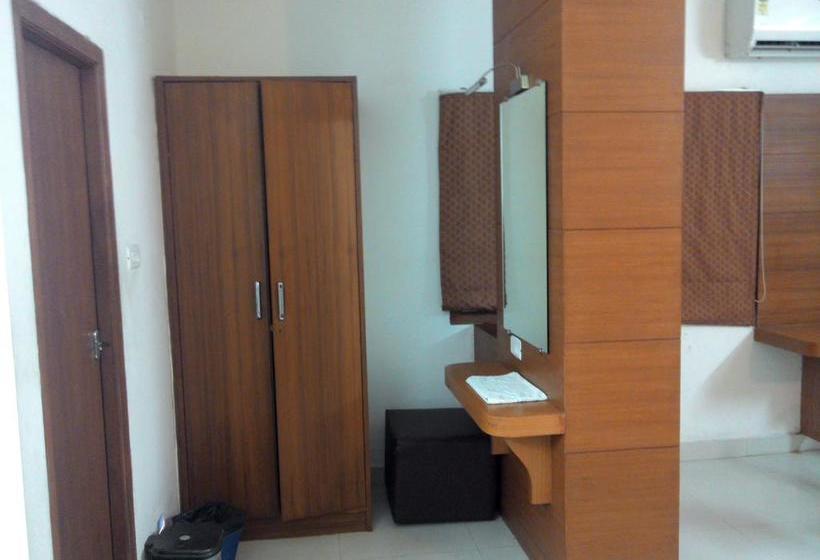 Hotell Palmshore Residency