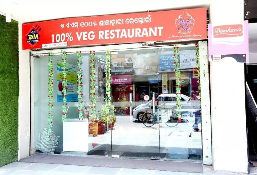 Hotelli Radhika Regency