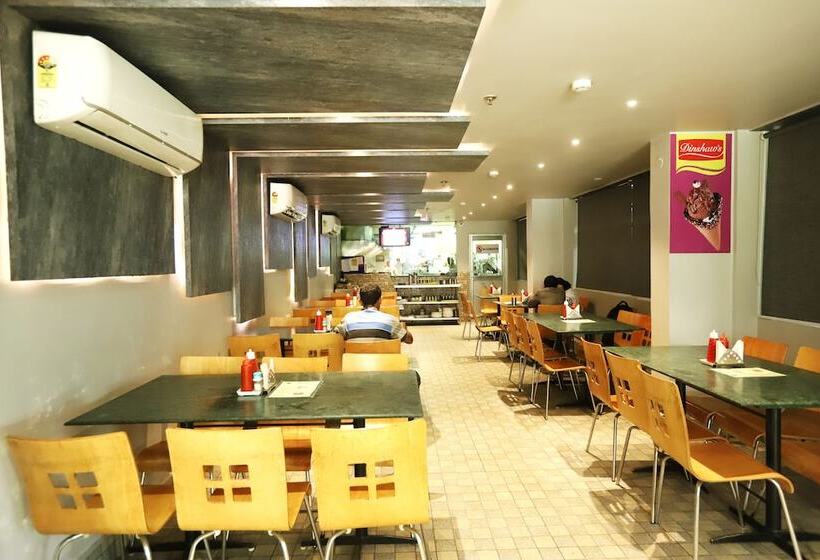 Hôtel Radhika Regency