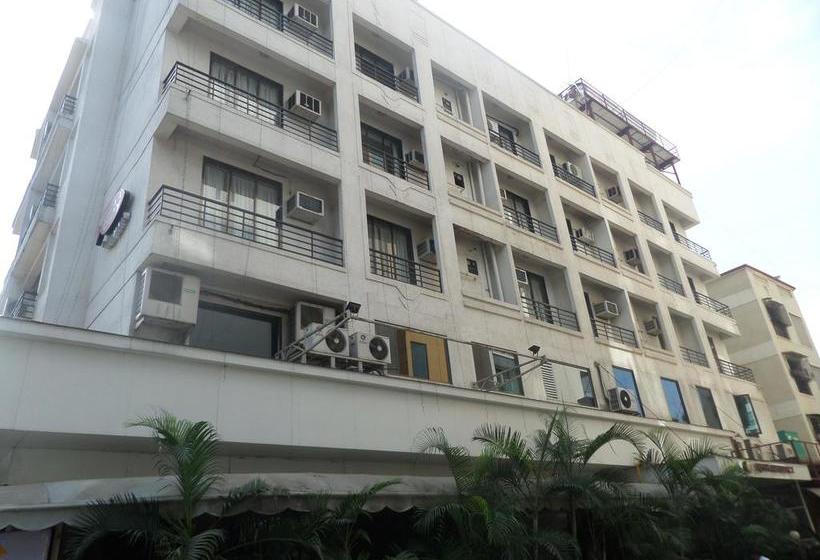 호텔 Risshi Residency