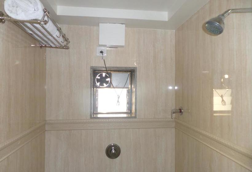 호텔 Risshi Residency