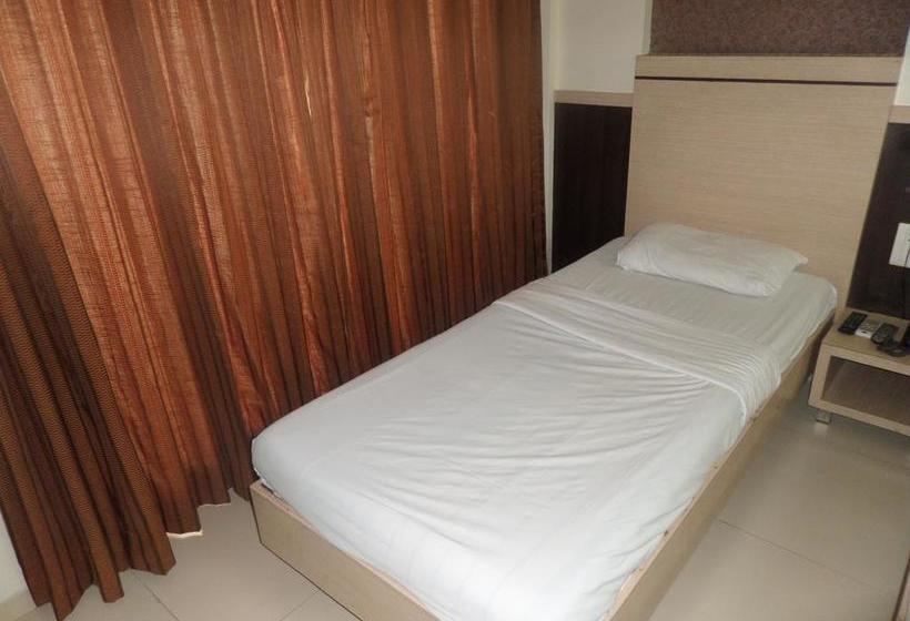 호텔 Risshi Residency