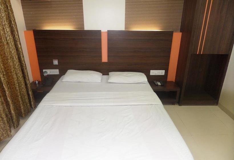 호텔 Risshi Residency