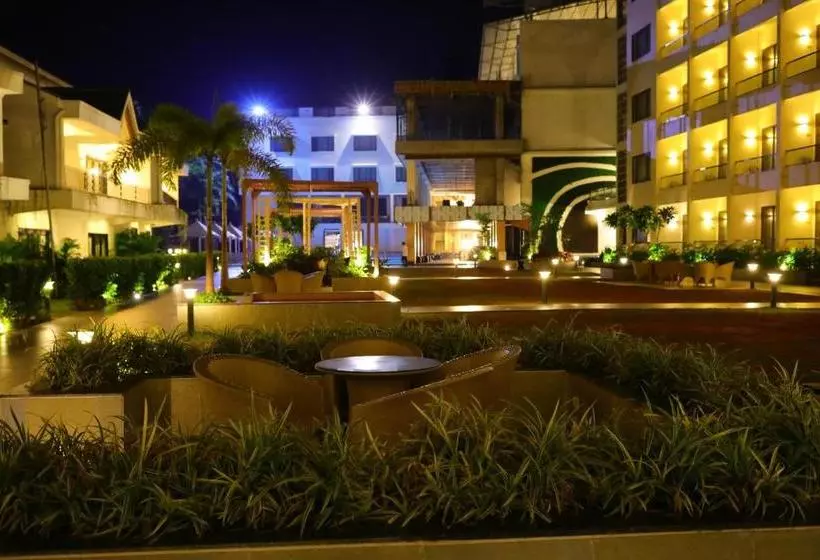Mirasol Resort