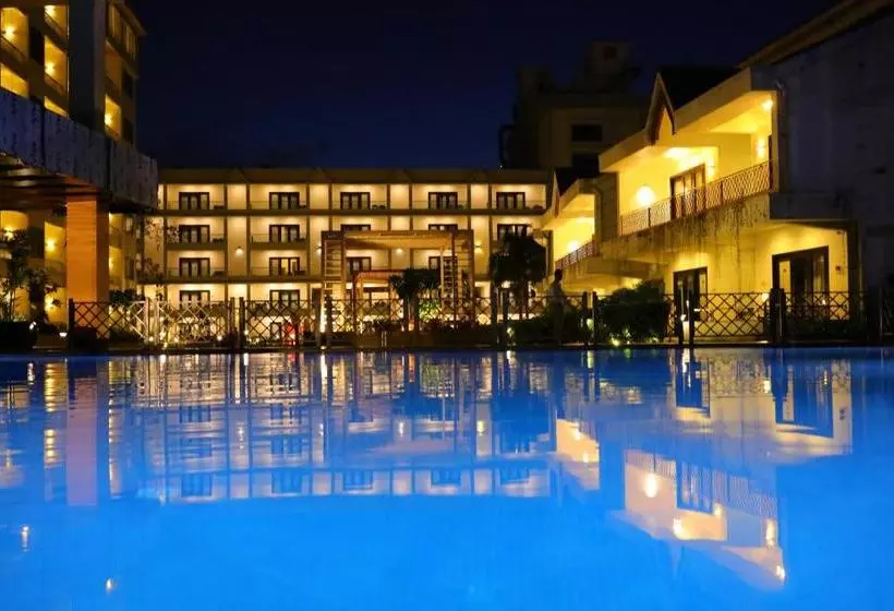 Mirasol Resort