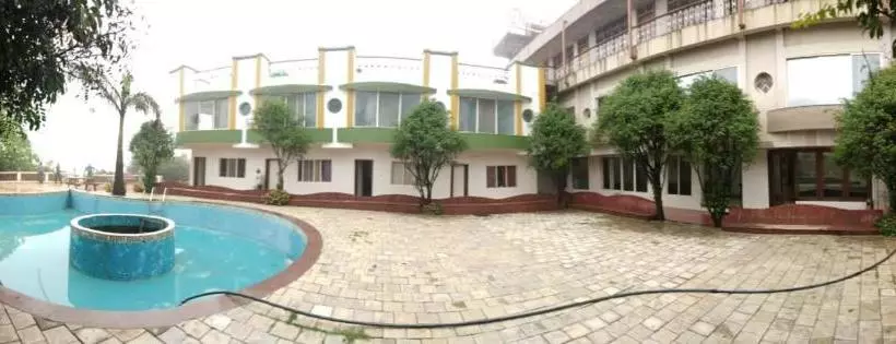 Svinns Dwarkadhish Resort