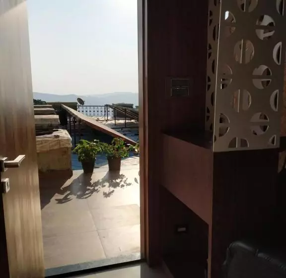 Svinns Dwarkadhish Resort