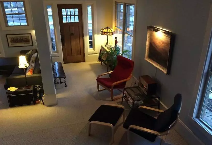 Aberdeen Stone Cottage B&b