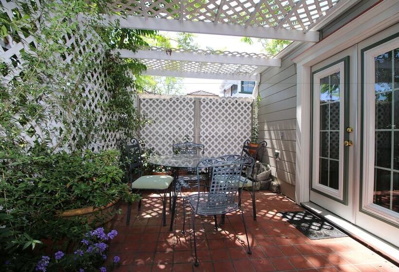 مبيت وإفطار Bradford Place Inn & Gardens