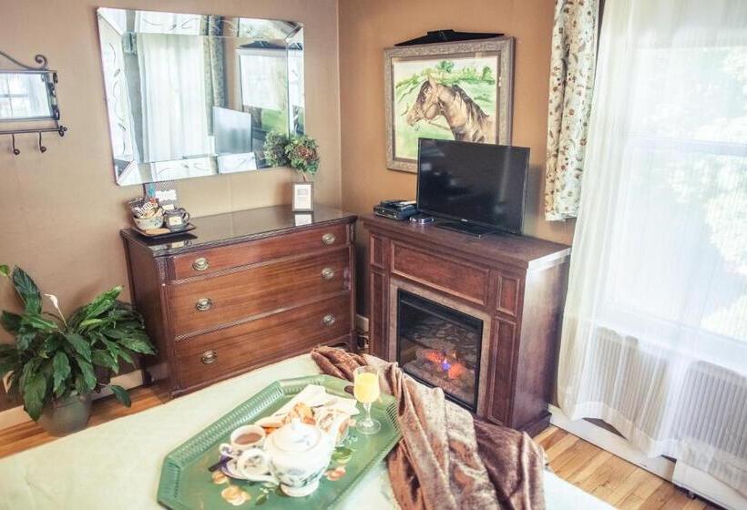 민박 Silver Heart Inn & Cottages