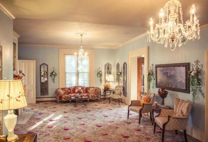 민박 Silver Heart Inn & Cottages