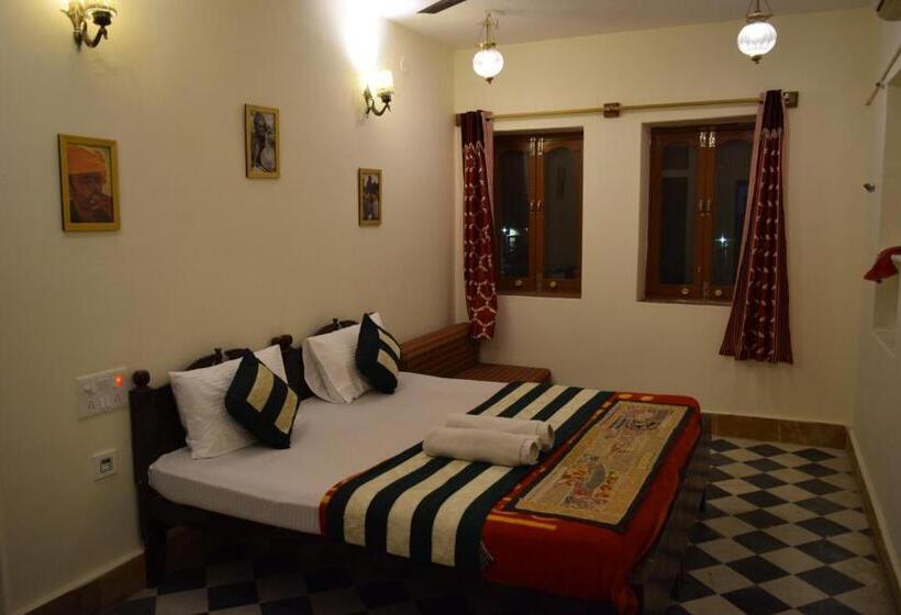 Hostel Renuka