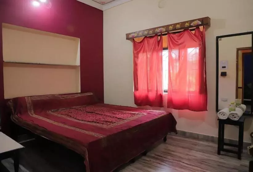 Hotel Everest