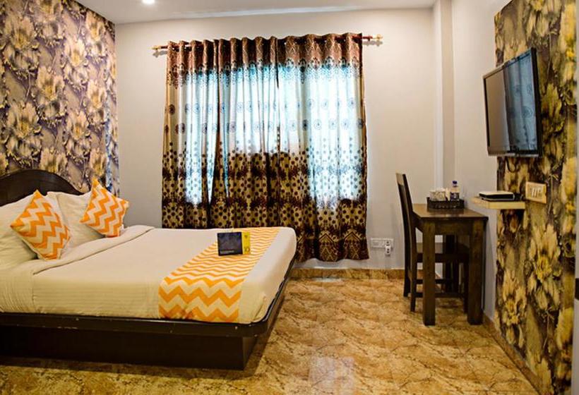 Hotel Panchsheel, The