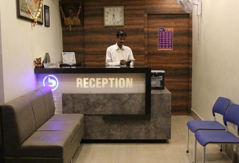 Hotel Priya