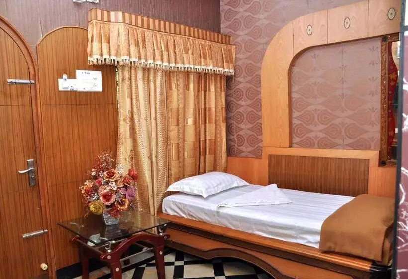 ホテル Shri Swarna S Palace   A Business Class