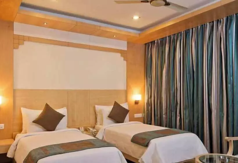 Hotelli Southern Grand