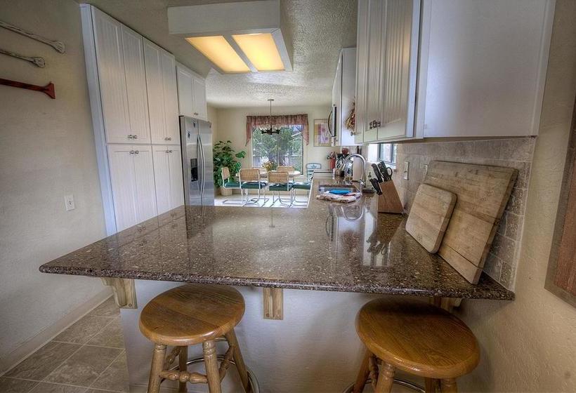 فندق Tahoe Keys Home With Hot Tub