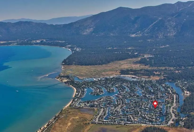 ホテル Tahoe Keys Home With Hot Tub