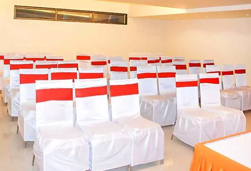 Hotelli Treebo Trend Yuvraj Aurangabad