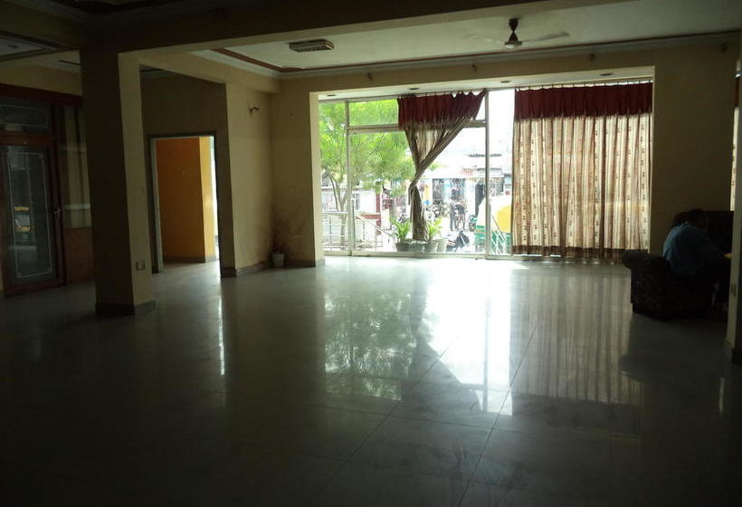 فندق Viren International