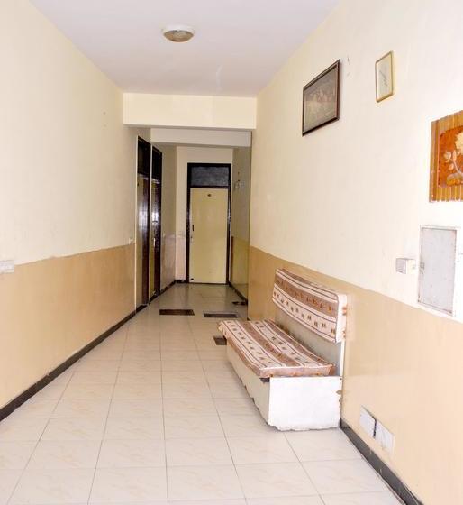 فندق Viren International