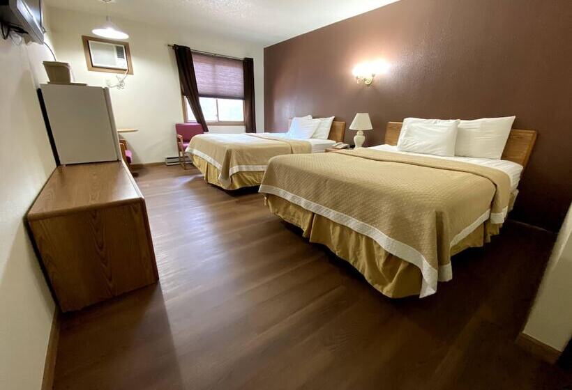 汽车旅馆 Woodland Inn & Suites