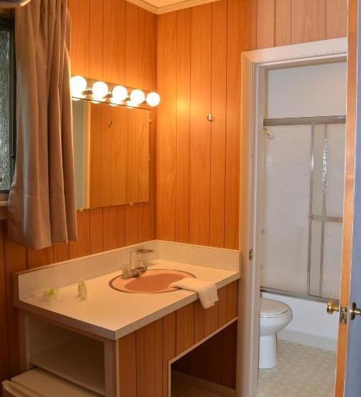 Mount Coolidge Motel