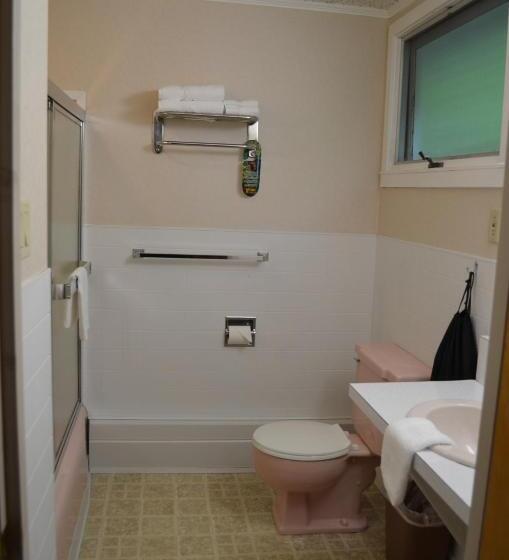 Mount Coolidge Motel