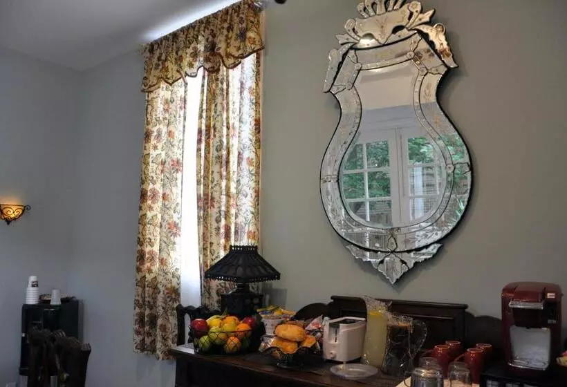 R&b Award Winning B&b   Adult Only