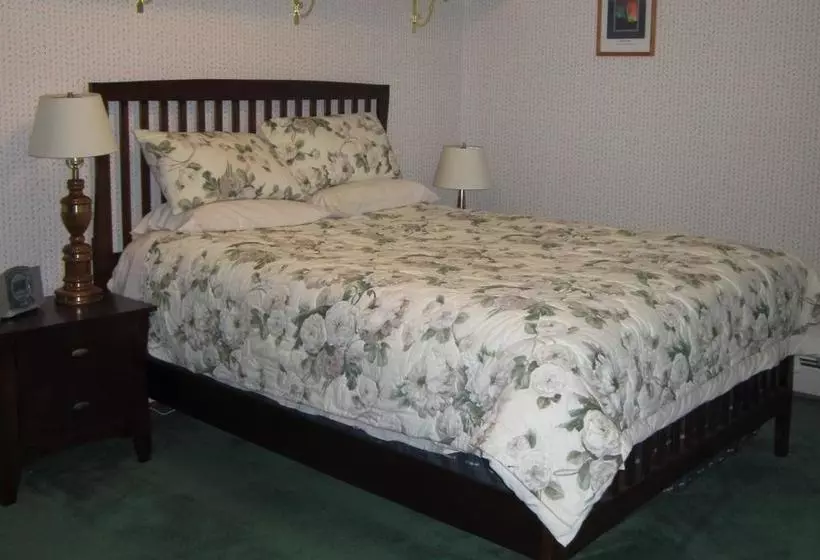 Ak Golden Umbrella Bed & Breakfast