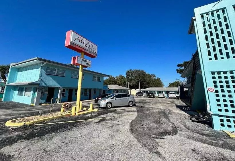 Aladdin Motel