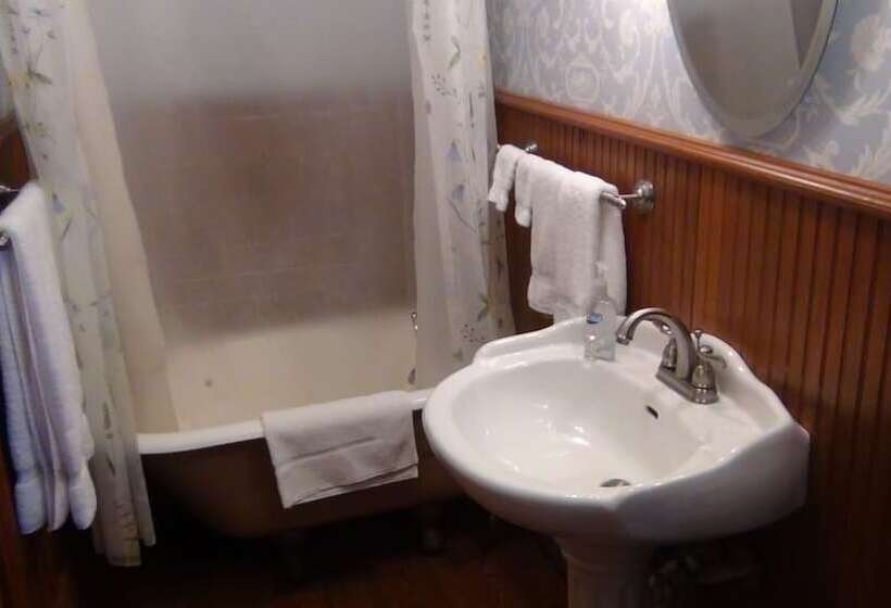 Angel Rose Bed & Breakfast