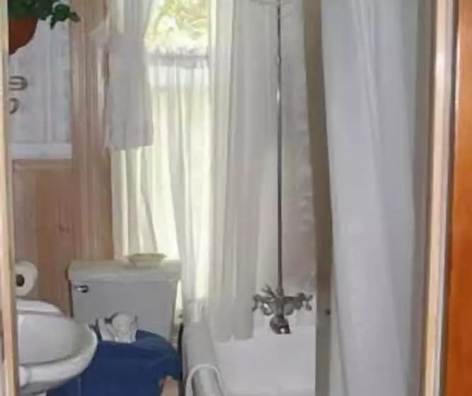 Angel Rose Bed & Breakfast