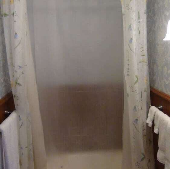 Angel Rose Bed & Breakfast