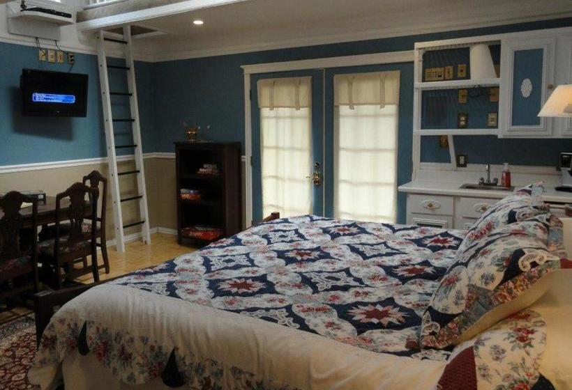 مبيت وإفطار Book Nook Inn