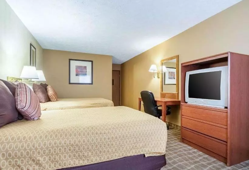 مُتل Rodeway Inn