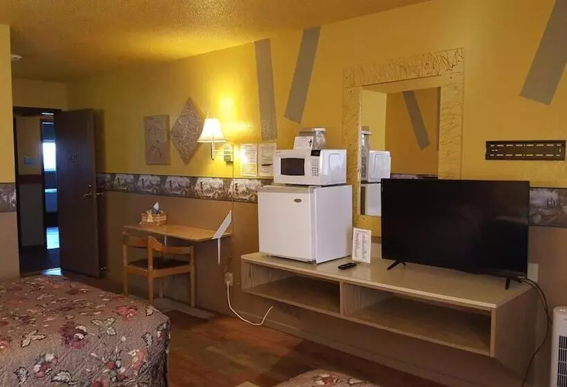 Earth Inn Motel
