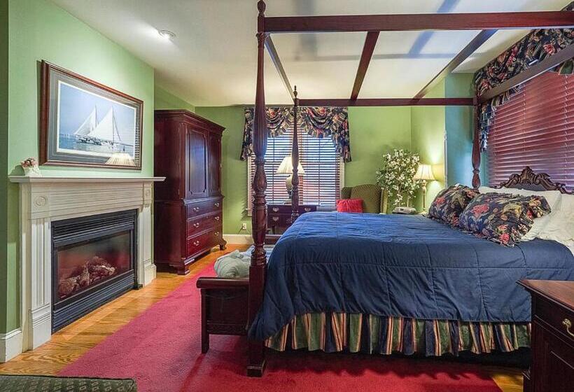 George Brooks House B&b