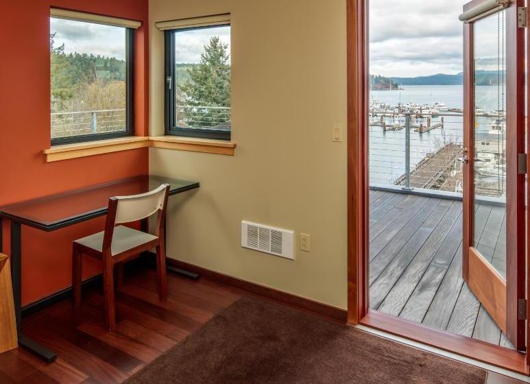 酒店 Island Inn At 123 West